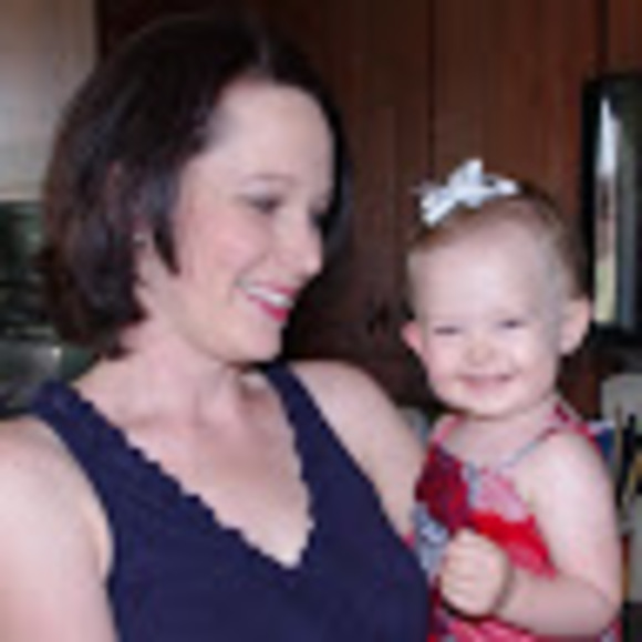 Meet your Posher, Katie - Picture 1 of 1